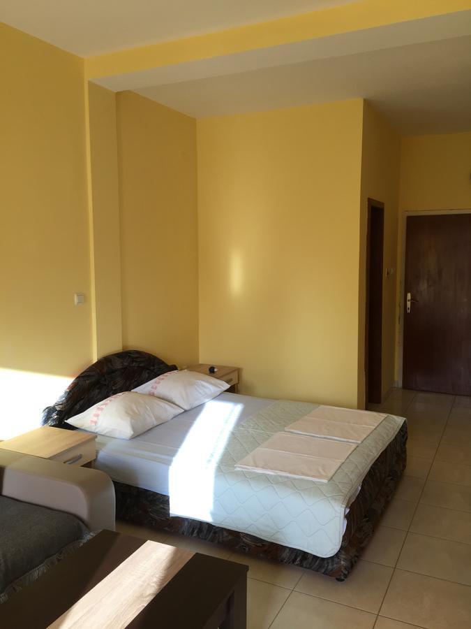 Casa Agata Lägenhet Ulcinj Exteriör bild