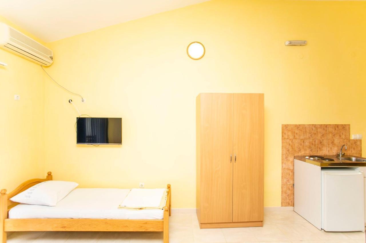 Casa Agata Lägenhet Ulcinj Exteriör bild